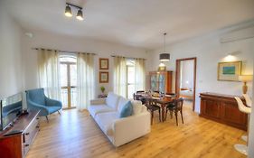 Large And Comfortable 2-Bedroom Apartment In St. Julian'S Dbri1-1